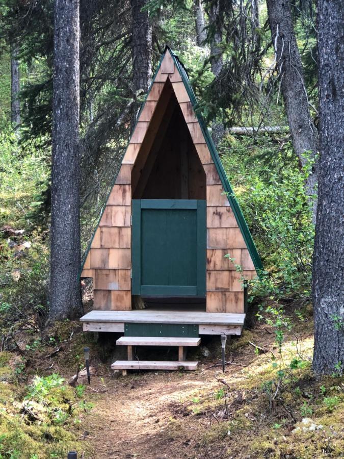 Vines And Puppies Glamping Hideaway Hotel Jade City Bagian luar foto